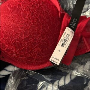 Victoria’s Secret bras